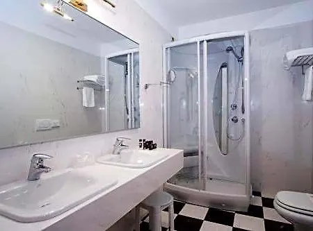 Hotel Marconi 4*